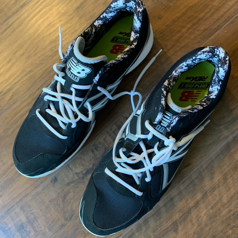 Low-Cut 3000 Metal Baseball Cleats